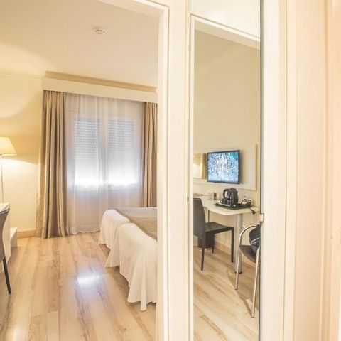 Bedroom 2 persons - DOUBLE ROOM - BALCONY