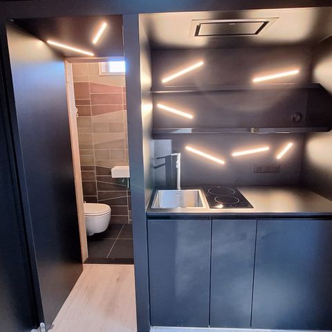 UNUSUAL ACCOMMODATION 2 people - Tiny Suite