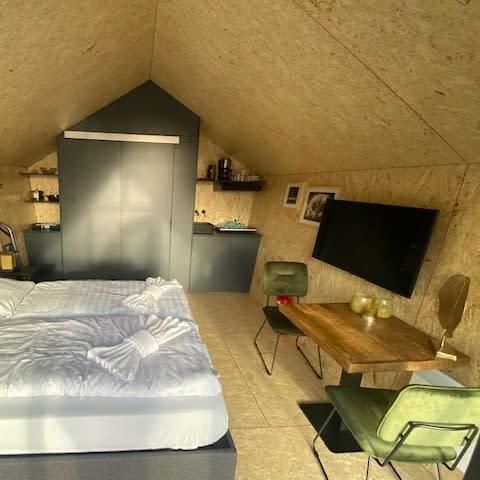 UNUSUAL ACCOMMODATION 2 people - Solo Retreat 2