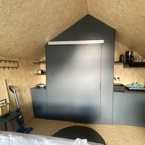UNUSUAL ACCOMMODATION 2 people - Solo Retreat 2