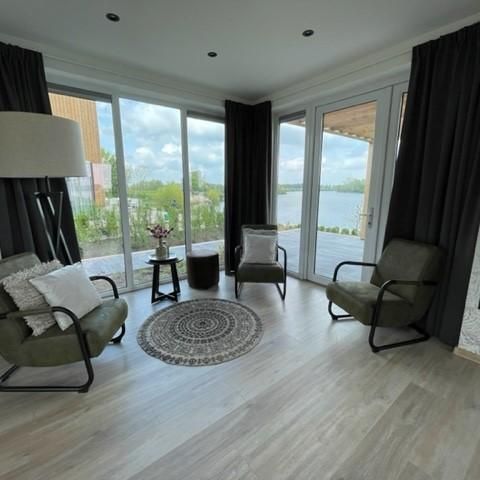 HOUSE 8 people - Maas Villa Waterzicht