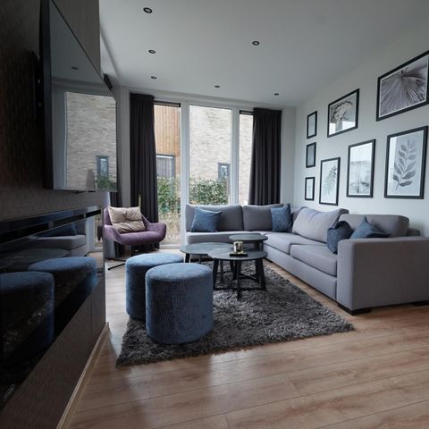 Group accommodation 10 persons - Maas Villa Waterzicht