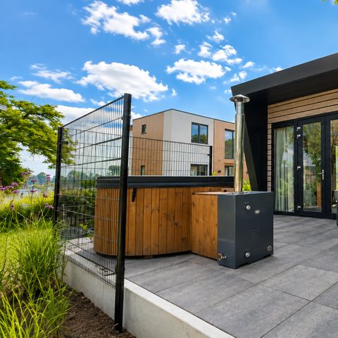 HOUSE 4 people - Meadow Lande with a hot tub