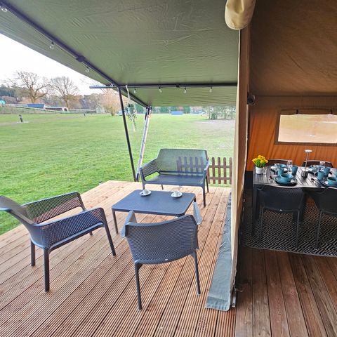 Canvas and wooden tent 5 persons - including toilet