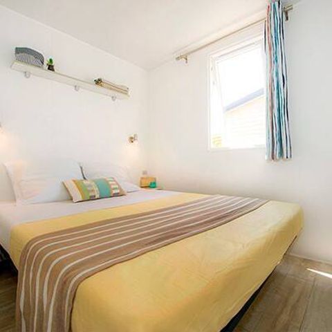 MOBILE HOME 4 people - Mobile-home | Comfort | 2 Bedrooms | 4 Pers. | Raised terrace | Air-con.
