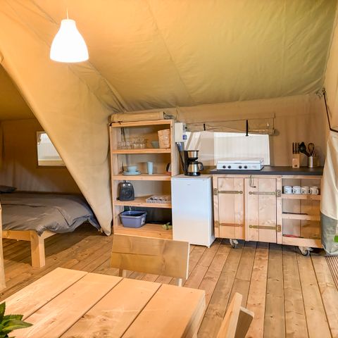 CANVAS AND WOOD TENT 5 people