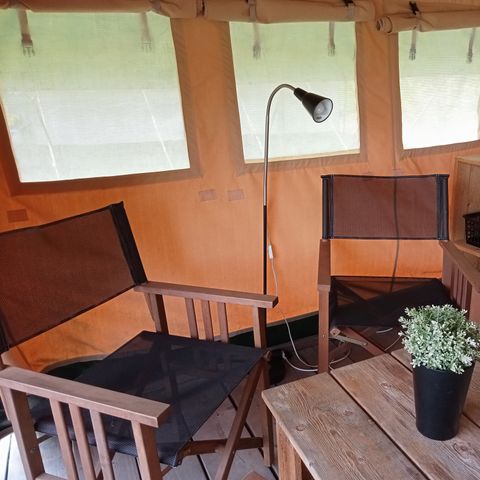 CANVAS AND WOOD TENT 6 people