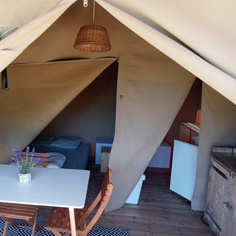 CANVAS AND WOOD TENT 2 people