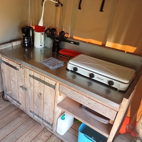 CANVAS AND WOOD TENT 2 people