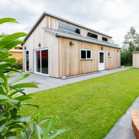 House 4 persons - De Kuifkwekker with a hot tub