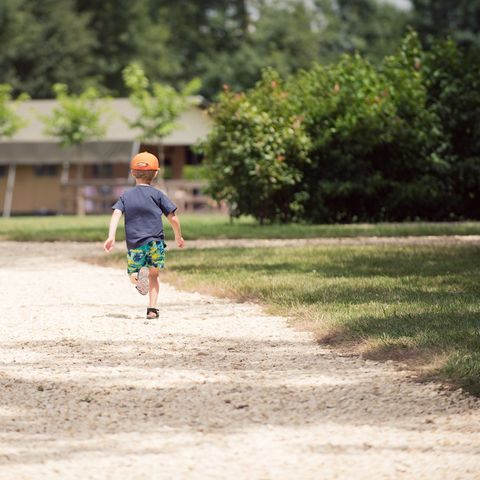 CANVAS AND WOOD TENT 6 people - including sanitary facilities