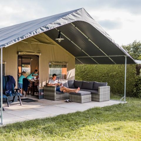 CANVAS AND WOOD TENT 6 people