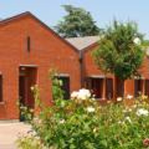 BUNGALOW 2 people - PMR - Pets allowed