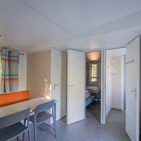 BUNGALOW 6 people - Mobile-home | Comfort | 2 Bedrooms | 4/6 Pers. | Raised terrace | 1 Bathroom | Air-con.