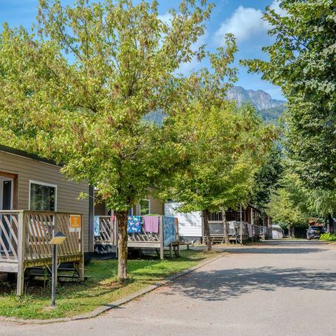 BUNGALOW 6 people - Mobile-home | Comfort | 2 Bedrooms | 4/6 Pers. | Raised terrace | 1 Bathroom | Air-con.