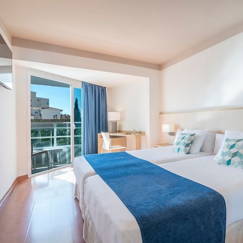 Bedroom 2 persons - DOUBLE ROOM - BALCONY