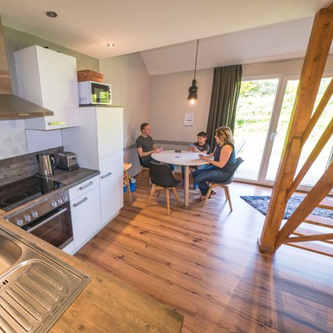 HOUSE 5 people - Sunshine