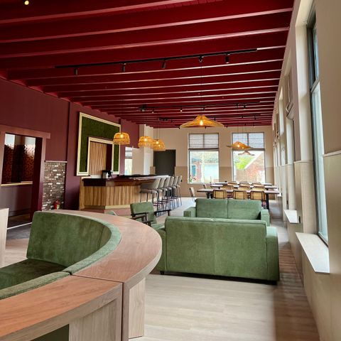 HOUSE 20 people - Main building - 10 luxury double rooms