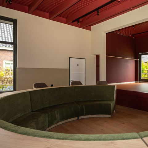 HOUSE 40 people - Main building 20 people + 5 Tiny Greenhouses