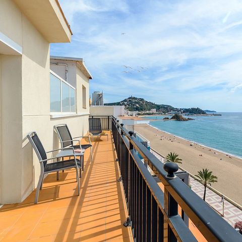 BEDROOM 2 people - DOUBLE ROOM - SUPERIOR - BALCONY - SEA VIEW - BREAKFAST INCLUDED