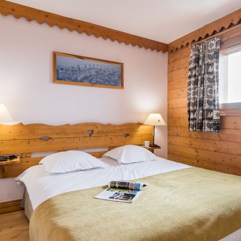 APARTMENT 5 people - 1 bedroom + 1 sleeping area - Balcony