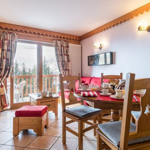 APARTMENT 5 people - 1 bedroom + 1 sleeping area - Balcony