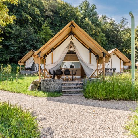 Canvas and wooden tent 6 persons - 4-6 person safari tent