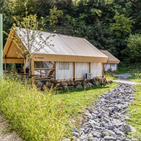Canvas and wooden tent 6 persons - 4-6 person safari tent