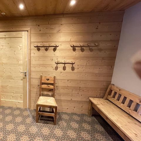 CHALET 15 people - Chalet sleeps 15 (approx. 370 m²)