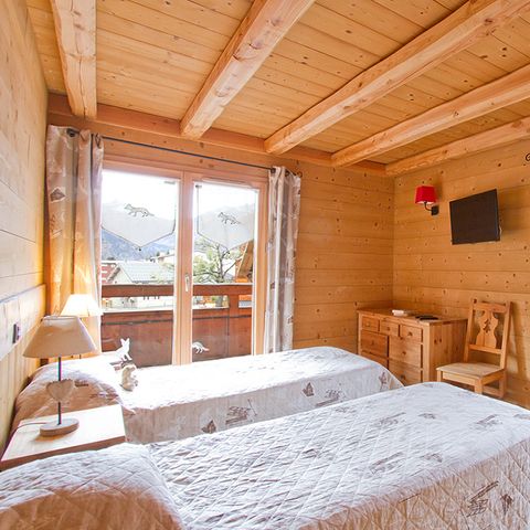 CHALET 14 people - Chalet sleeps 14 (approx. 210 m²)