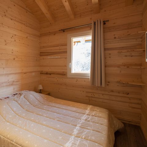 CHALET 8 people - Semi-detached chalet sleeps 8 (approx. 110 m²)