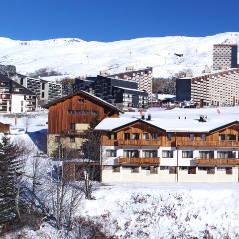 CHALET 8 people - Semi-detached chalet sleeps 8 (approx. 110 m²)