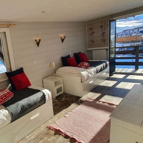 CHALET 15 people - Individual chalet for 15 people (approx. 450 m²)