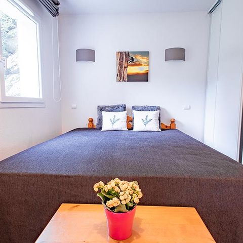 STUDIO 2 people - Studio 2 people