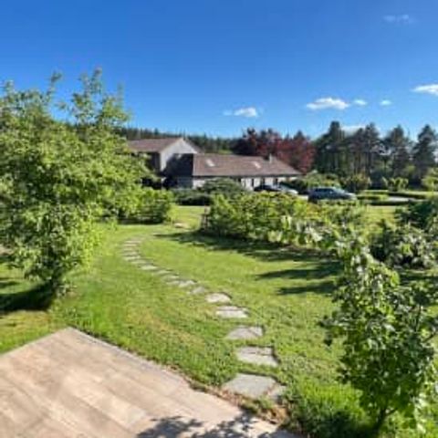 UNUSUAL ACCOMMODATION 2 people - Pine Tree Tiny Cottage