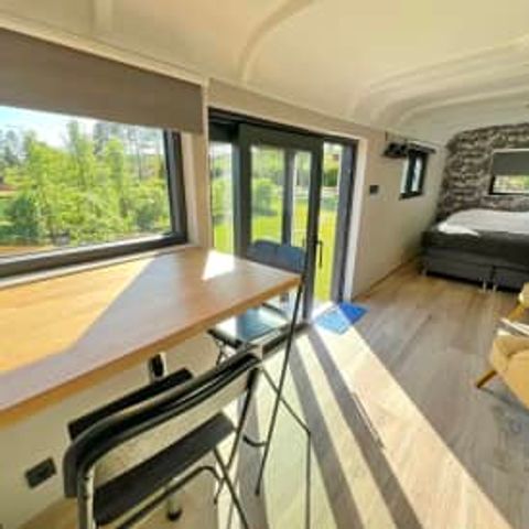UNUSUAL ACCOMMODATION 2 people - Pine Tree Tiny Cottage
