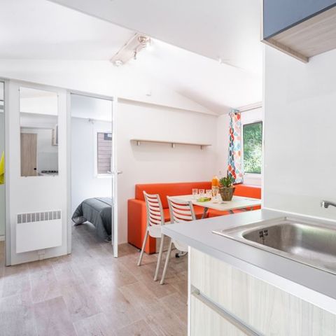 MOBILE HOME 6 people - 2 bedrooms for 4 to 6 people