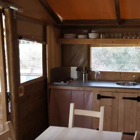 Canvas and wooden tent 6 persons - Tent Lodge Olivier 2bed 6 pers