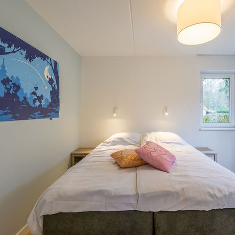 VILLA 7 people - Neighbour cat