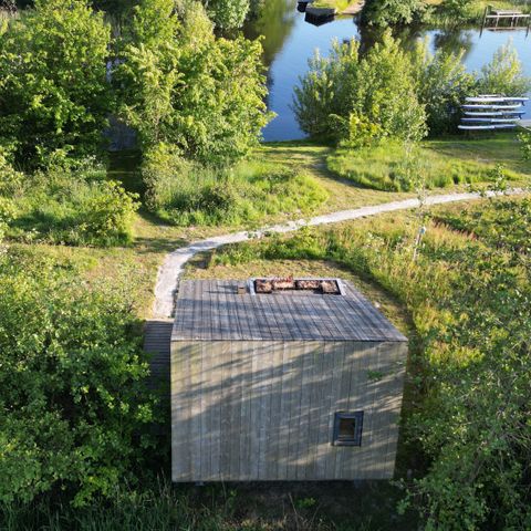 UNUSUAL ACCOMMODATION 2 people - The Skries