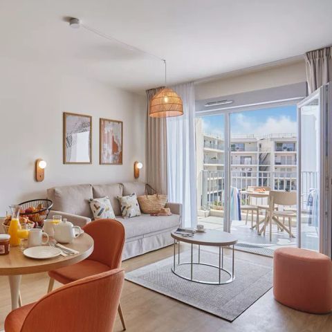 APARTMENT 4 people - 2-room apartment sleeps 4 (approx. 35m²)