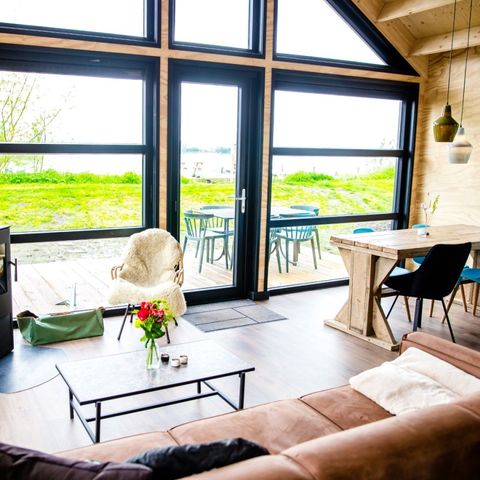 Lodge 6 persons - Water lodge Reidhintsje