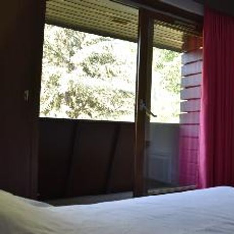 BEDROOM 3 people - Communicating rooms CH2 + CH1 PMR