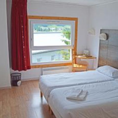 BEDROOM 2 people - Room 2 p.