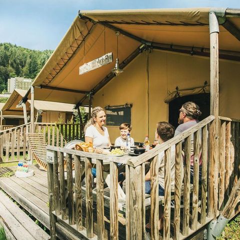 Canvas and wooden tent 6 persons
