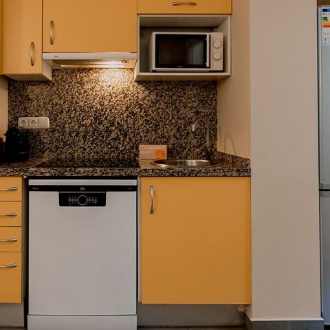 APARTMENT 4 people - FLAT SLEEPS 4 - 1 BEDROOM