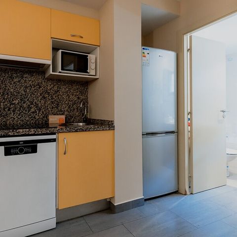 APARTMENT 4 people - FLAT SLEEPS 4 - 1 BEDROOM