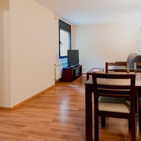 APARTMENT 4 people - FLAT SLEEPS 4 - 1 BEDROOM