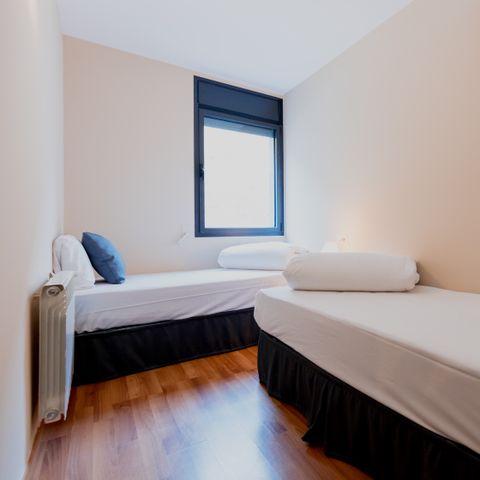 Apartment 6 persons - FLAT SLEEPS 6 - 2 BEDROOMS