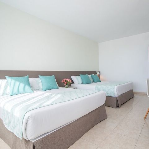 Bedroom 4 persons - QUADRUPLE ROOM - BALCONY - BREAKFAST INCLUDED